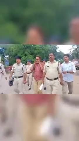 bharat mata ke khilaf ho rha Muslim uska julus nikala