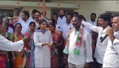 రాయపర్తి: మహబూబ్నగర్ లో బిఆర్ఎస్ పార్టీ నుంచి కాంగ్రెస్ పార్టీలో చేరిన బిఆర్ఎస్ శ్రేణులు స్వాగతం పలికిన ఎమ్మెల్యే యశస్విని రెడ్డి