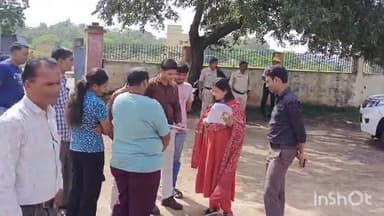 सरदारपुर: सरदारपुर में फटाका दुकानों के स्थान को लेकर एसडीएम सलोनी अग्रवाल #ने तहसीलदार के साथ खेल परिसर मैदान का किया निरीक्षण