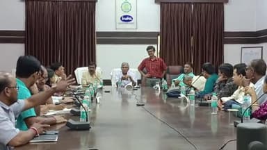 হলদিয়া: হলদিয়া উন্নয়ন কর্তৃপক্ষের উদ্যোগে বিজয়া সম্মেলন হলদিয়ার বাইরে কাজের খতিয়ান তুলে ধরলেন HDAচেয়ারম্যান