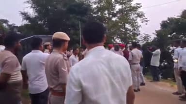 বইটামাৰী: বোৱালীমাৰীত সংঘটিত হত্যাকাণ্ডৰ লগত জড়িত অভিযুক্তক লৈ আৰক্ষীয়ে ক্ৰাইম ছিন ৰিক্ৰিয়েশ্বোন কৰে