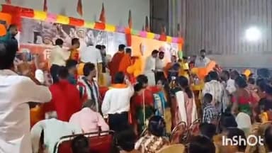 শ্যামপুর ১: হাওড়া গ্রামীণ জেলা বিজেপির পক্ষ থেকে শ্যামপুরে অনুষ্ঠিত হলো বিজয়া সম্মিলনী অনুষ্ঠান উপস্থিত বিরোধী দলনেতা