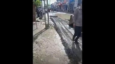 કુતિયાણા: શહેરમાં વરસાદને લઈને બિસ્માર બનેલા માર્ગ સમારકામની કામગીરી કરાઈ