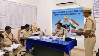 సూర్యాపేట పట్టణ పోలీస్ స్టేషన్ ను పరిశీలించి రౌడీషీటర్ల పై నిఘా ఉంచాలని ఆదేశించడం జరిగింది