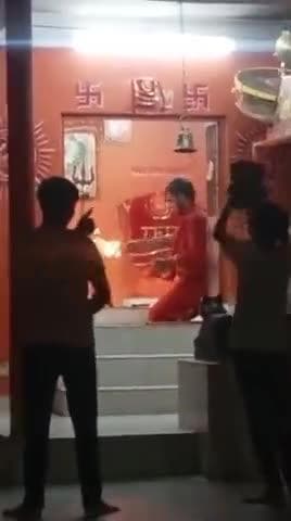 बाबा अमृतेश्वर महादेव संध्या आरती दर्शन
अटल चौराहा , विंध्याचल मिर्जापुर
#up #vindhyachal #mirzapur
#mahakal #maa