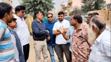 सोजत: सोजत रोड की विभिन्न समस्याओं को लेकर जब लोगों ने आक्रोश व्यक्त किया तो नगर पालिका के अधिकारी पहुंचे मौके पर #jansmsya