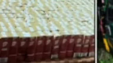 बरौनी: जीरोमाइल पुलिस ने गश्ती के दौरान एक टेंपो से 57.880 लीटर विदेशी शराब के साथ 6 शराब कारोबारियों को किया गिरफ्तार