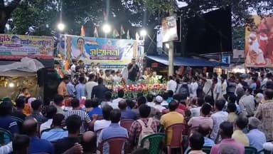 বাদুড়িয়া: বাদুড়িয়ায় তৃণমূলের বিজয়া সম্মিলনী অনুষ্ঠানে প্রকাশ্যে আসলো গোষ্ঠীদ্বন্দ্ব