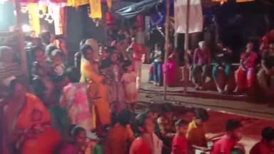 ହରିଚନ୍ଦନପୁର: ଧନଦାତ୍ରୀ ଦେବି ମାଆ ଲଖ୍ମୀ ପୂଜା ଉପଲକ୍ଷେ ବ୍ରାହ୍ମଣିପାଳ ମା ତାରିଣୀ ବଣିକ ସଂଘ ତରଫରୁ ଛୋଟ ପିଲାମାନଙ୍କୁ ନେଇ ନୃତ୍ୟ ଧମାକା