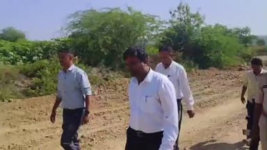 ચોટીલા: ચોટીલામાં સરકારી જમીન પર ગેરકાયદે ખનન ઝડપાયું નાયબ કલેક્ટરની ટીમે દરોડા પાડી 2 JCB, 4 ટ્રેક્ટર સહિત ₹1 કરોડથી વધુનો મુદ