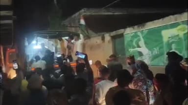 जलेसर: झारखंड में ड्यूटी पर CRPF जवान का निधन, नागवाई गांव में तिरंगे में लिपटा पार्थिव शरीर पहुंचा, नम आंखों से दी गई विदाई