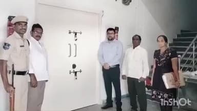 నాగర్ కర్నూల్: ఈవీఎం గోడౌన్లను పరిశీలించిన నాగర్ కర్నూల్ కలెక్టర్ బాధావత్ సంతోష్