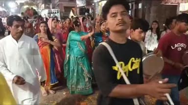 बड़वाह: बड़वाह में धूमधाम से निकली भोले की बारात