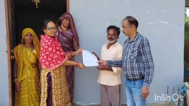 सिरोंज: भारत निर्वाचन आयोग के निर्देशानुसार, जिले में मतदाताओं को गणना पत्रक का वितरण किया जा रहा है