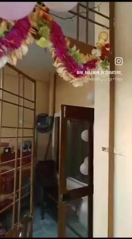 आरके कॉस्मेटिक एवं बैलून डेकोरेशन गुलमोहर रोड भोपाल यहां पर हर तरह के डेकोरेशन किएजैसे बर्थडे पार्टी 8103037470