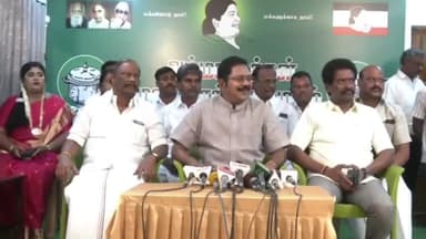 வேளச்சேரி: அதிமுகவினர் விரக்தியின் உச்சத்தில் உள்ளனர் - அமமுக தலைமை அலுவலகத்தில் டிடிவி தினகரன் விமர்சனம்