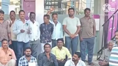 జనగాం: జనగామ పట్టణంలోని,ఇన్సూరెన్స్ కార్యాలయం ఎదుట, పెట్రోల్ బాటిల్ తో బాధితుని నిరసన