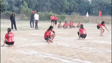 बड़वाह: निर्मल विद्यापीठ, बड़वाह में NSSC बालिका खो-खो प्रतियोगिता का आयोजन, 11 सीबीएसई विद्यालयों की टीम ने भाग लिया