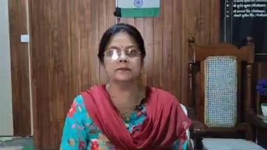 नौगावां सादात: नौगांव तहसील पर एसआईआर को लेकर एसडीएम ने ली बैठक, दिए आवश्यक निर्देश