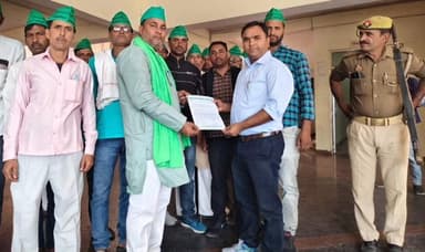 ताखा: ताखा तहसील के मोहरी गांव में आम रास्ते पर अवैध कब्जा, किसान संगठन ने उप जिलाधिकारी को ज्ञापन सौंपा