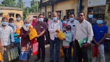 पाकुड़: सदर प्रखंड के टीबी मरीजों के बीच पोषण किट का हुआ वितरण #jharkhand #pakur #TV #मरीज