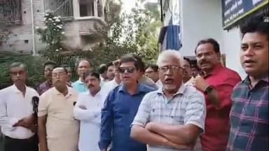 হাসনাবাদ: টাকির PHE দপ্তরে ঠিকাদারদের বিক্ষোভ ডেপুটেশন, কাজ করে টাকা না পাওয়ায় এই বিক্ষোভ