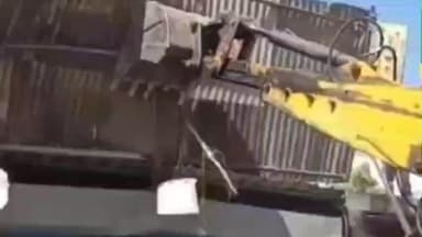 बड़गांव: नगर निगम ने सूरजपोल से प्रतापनगर तक दुकानों के बाहर रखा सामान हटवाया, दुकानदारों के विरोध के बावजूद की कार्रवाई