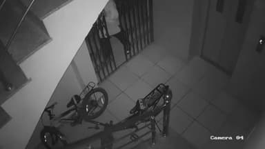 सांगानेर: बजाज नगर में ज्वेलर के घर चोरी, 3 नकाबपोश बदमाशों ने 100 KG सोने-चांदी के आभूषण चुराए, CCTV में कैद