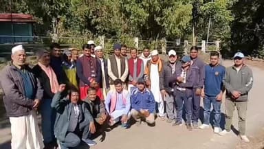 पुल्ला गुमदेश: जिले की नेपाल सीमा से लगे पंचेश्वर के त्रिवेणी संगम नगरी में पौराणिक मंदिर के जीर्णोद्धार को लेकर हुई बैठक