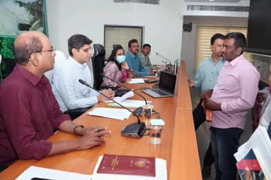 కామారెడ్డి: ప్రజావాణి లో 80 దరఖాస్తులు, ప్రజల నుండి వచ్చిన ఆర్జీలను అధికారులు తక్షణమే పరిష్కరించాలి : కలెక్టర్ ఆశిష్ సాంగ్వాన్