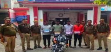 फूलपुुर: झूंसी पुलिस ने एटीएम कार्ड चोरी कर ₹60 हजार निकालने के मामले में चार लोगों को किया गिरफ्तार