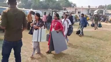 अधौरा: मोहनिया विधानसभा में 354 बूथ का ईवीएम किया गया डिस्पैच, मंगलवार को सुबह 7 से शाम 6 बजे होगा मतदान, एसडीएम ने की अपील