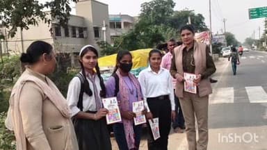 सिकंंदराबाद: मिशन शक्ति अभियान 5 के अंतर्गत चोला थाने में नियुक्त मिशन शक्ति पुलिस टीम ने महिलाओं और बालिकाओं को जागरूक किया