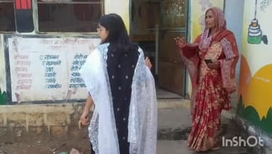 श्योपुर: जिपं CEO ने MDM की व्यवस्था देखी, हेडमास्टर सहित कई कर्मचारियों का वेतन काटने के दिए निर्देश