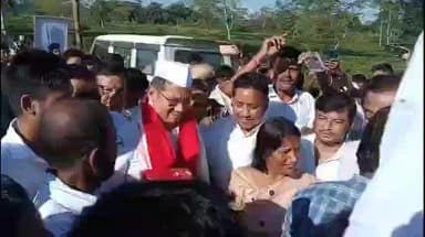 মাৰ্ঘেৰিটা: গৌৰৱ গগৈৰ উপস্থিতিত ডিগবৈ বিধানসভা সমষ্টিত প্ৰায় পোন্ধৰশ লোকৰ কংগ্ৰেছত যোগদান