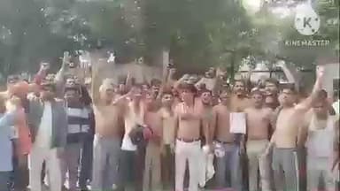 सोनीपत: ठेका प्रथा के विरोध में लघु सचिवालय में प्रदर्शन, पार्षद के नेतृत्व में कर्मचारियों ने की नारेबाजी