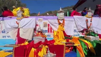 धौंतरी: गाजणा क्षेत्र के दिखोली गांव में आराध्य गुरु चौरंगी नाथ देवता का मेला धूमधाम से मनाया गया