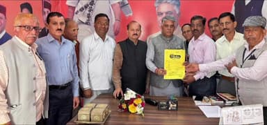 जवाली: जवाली के पूर्व सैनिकों ने पूर्व विधायक के नेतृत्व में सांसद से मिलकर जवाली में ईसीएचएस सुविधा दिलाने की की अपील