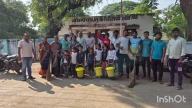 नेर: पाथ्रङ गोळे येथे मुख्यमंञी समृध्द पंचायतराज अभियान एक लोकचळवळ अंतर्गत राबविण्यात आले स्वच्छता अभियान