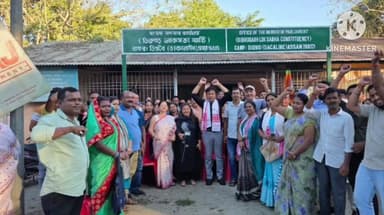 মাৰ্ঘেৰিটা: ডিগবৈত ডিগবৈ মণ্ডলৰ অন্তৰ্গত মৰ্চা সমূহৰ বিষয়ববীয়াৰ সৈতে বাৰ্তালাপত মিলিত বিধায়ক সুৰেন ফুকন