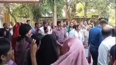 मरकच्चो: छह आईएएस अधिकारियों ने मरकच्चो प्रखंड के विकास कार्यों का निरीक्षण किया