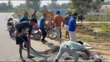 बरवाडीह: बरवाडीह में श्मशान घाट की जमीन बचाने के लिए ग्रामीणों ने श्रमदान से बाउंड्री का निर्माण किया