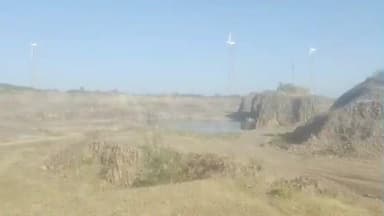 जावरा: ग्राम लुहारी में निजी भूमि पर अवैध खनन का आरोप, भूमि स्वामी ने मुख्यमंत्री यादव से की शिकायत