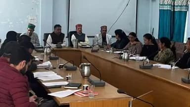 निरमंड: निरमंड में पंचायत समिति की त्रैमासिक बैठक हुई, जन समस्याओं को लेकर हुई चर्चा