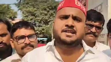 गोंडा: कटरा विधायक के बयान पर भड़की सपा छात्र सभा, कैसरगंज सांसद पर बालू खनन का लगाया आरोप