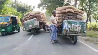ক্যানিং ১: ক্যানিং বারুইপুর রোডে দুর্ঘটনা, বরাত জোরে বাঁচলেন মোটর ভ্যান চালক