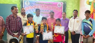 मुंगेली: जिला मिनी U-13 शतरंज रैंकिंग प्रतियोगिता में संजीवनी बनी विजेता, आशुतोष रहे उपविजेता