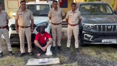 फूलिया कलां: अरवड़ चौकी के पास नाकाबंदी के दौरान पुलिस पर फायरिंग के मामले में फरार 25 हजार के इनामी आरोपी को किया गया गिरफ्तार