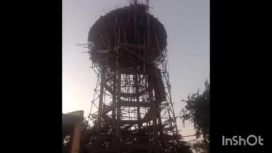 जीरन: टंकी निर्माण में मजदूर नीचे गिरा, सरिया आरपार होने से गंभीर घायल