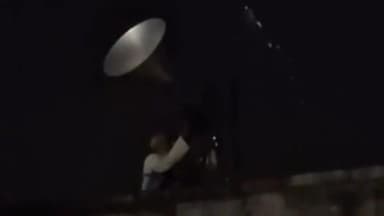 रुधौली: रूधौली थाना क्षेत्र में पुलिस ने धार्मिक स्थलों से हटवाए मानक के विपरीत लगाए गए लाउडस्पीकर